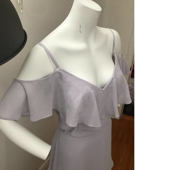 Le Chateau PLUS SIZE Dusty Lilac Purple Wedding Asymmetrical Gown Maxi Dress - Picture 3 of 5